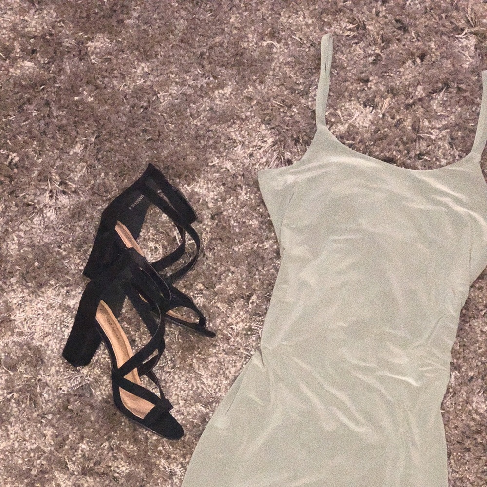 kim K inspired bodycon dress. ✨